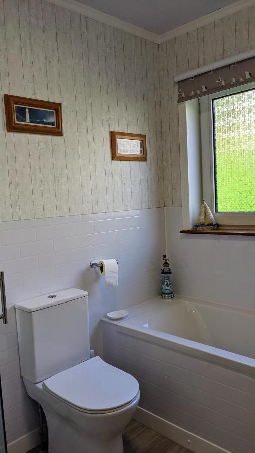 Вилла Remuera, North Tolsta Экстерьер фото